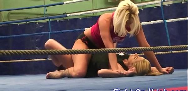  Glam babes wrestling and fighting